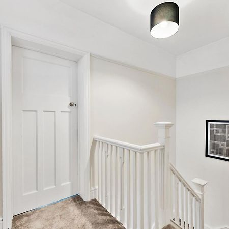 布里斯托Stunning 4-Bed - Garden - Sleeps 14别墅 外观 照片