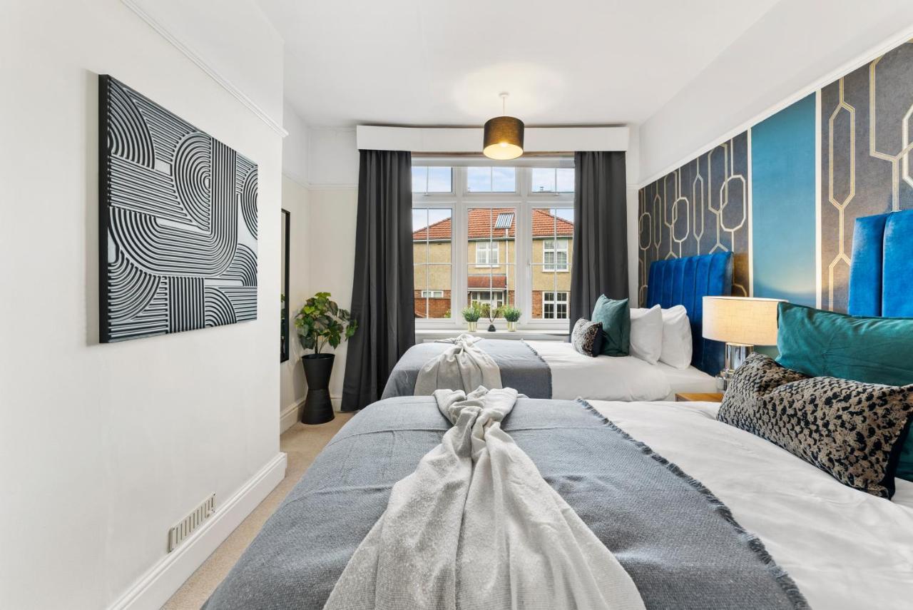 布里斯托Stunning 4-Bed - Garden - Sleeps 14别墅 外观 照片