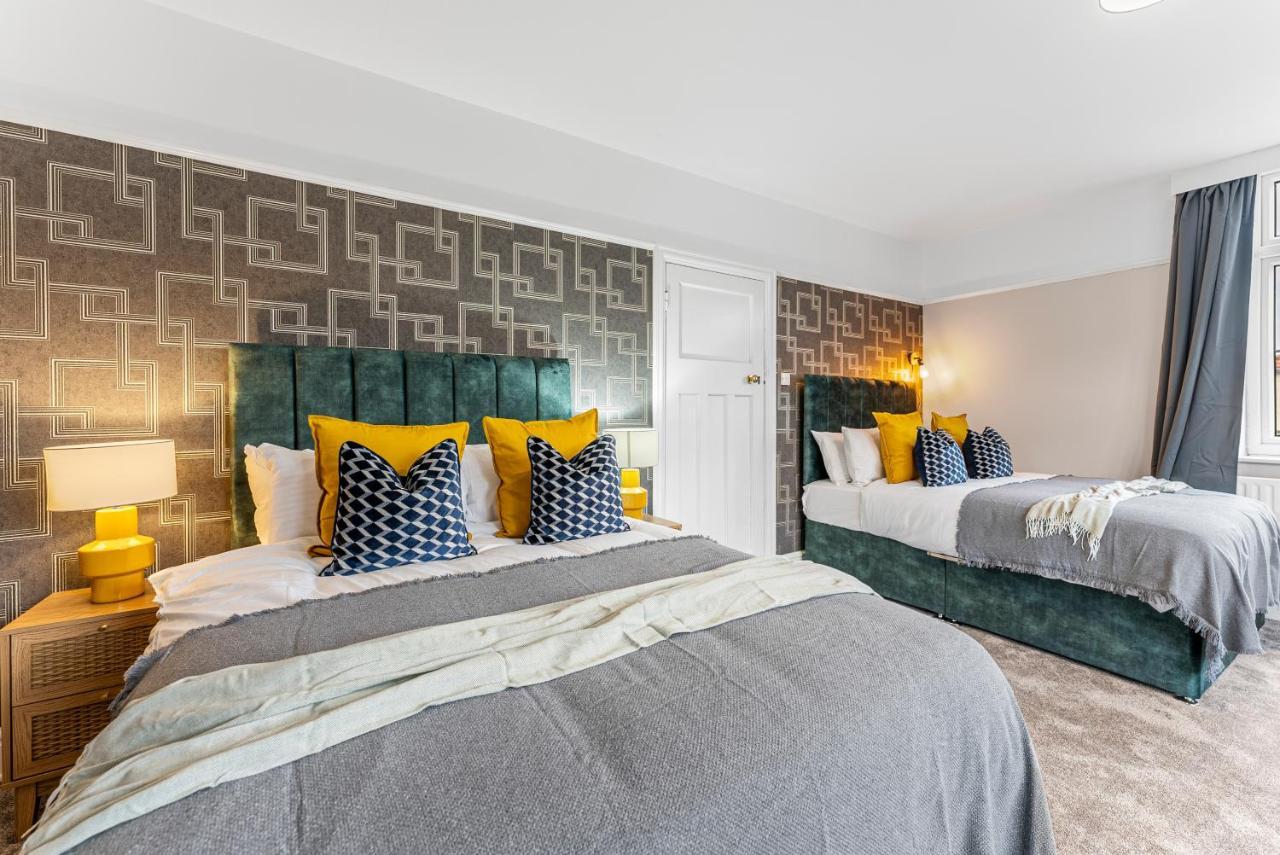 布里斯托Stunning 4-Bed - Garden - Sleeps 14别墅 外观 照片