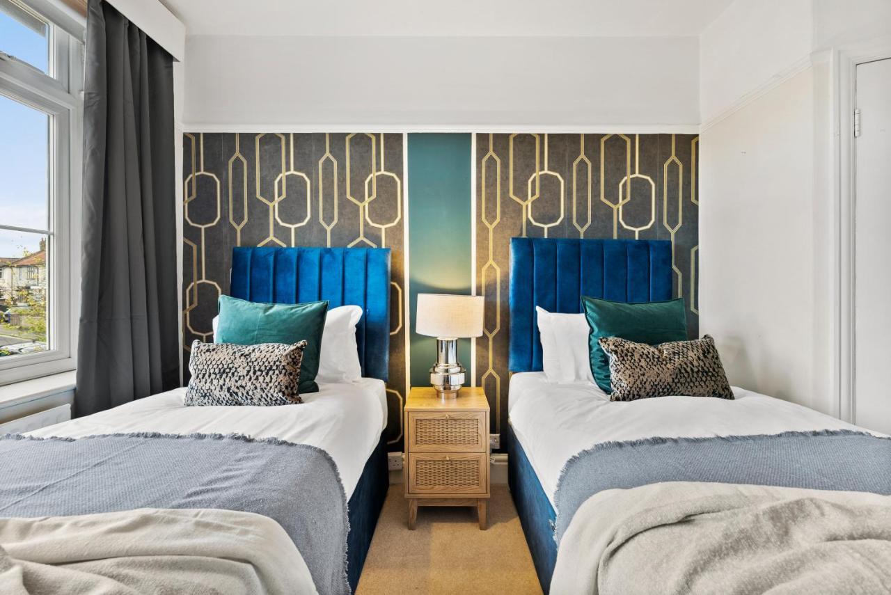 布里斯托Stunning 4-Bed - Garden - Sleeps 14别墅 外观 照片